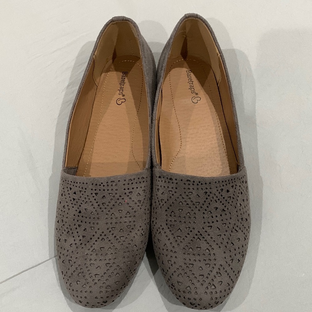 Bare traps ladies shoes